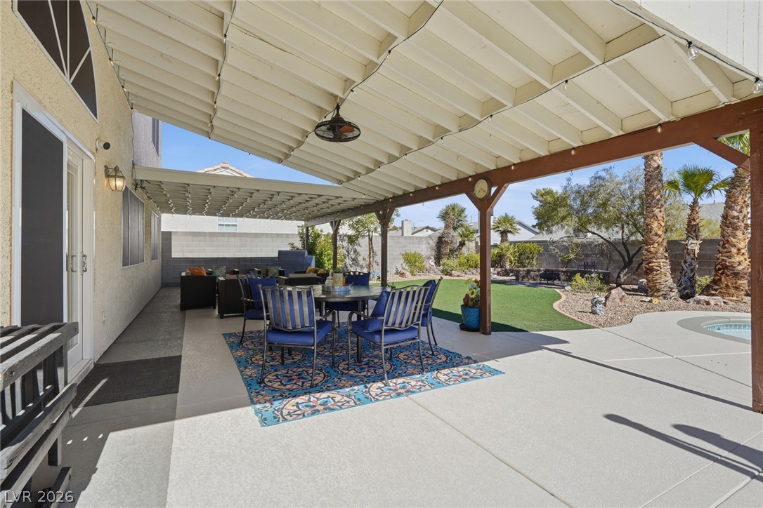206 Oleander Place Property Photo 42