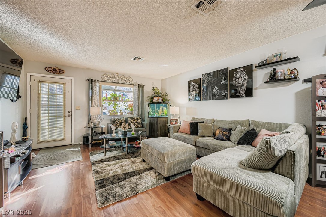 2132 Bavington Drive D Property Photo 3