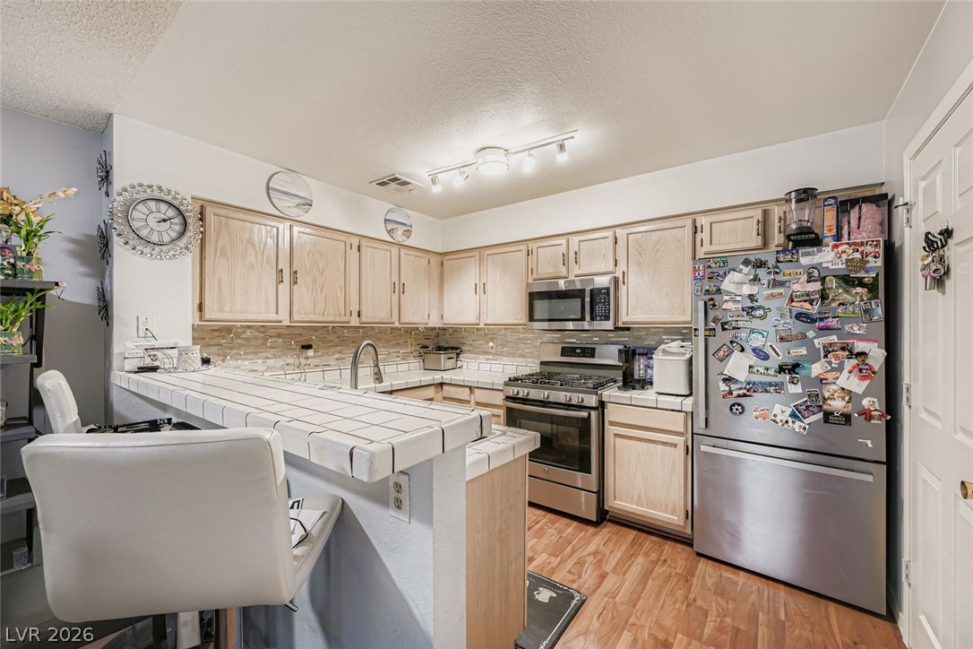 2132 Bavington Drive D Property Photo 5