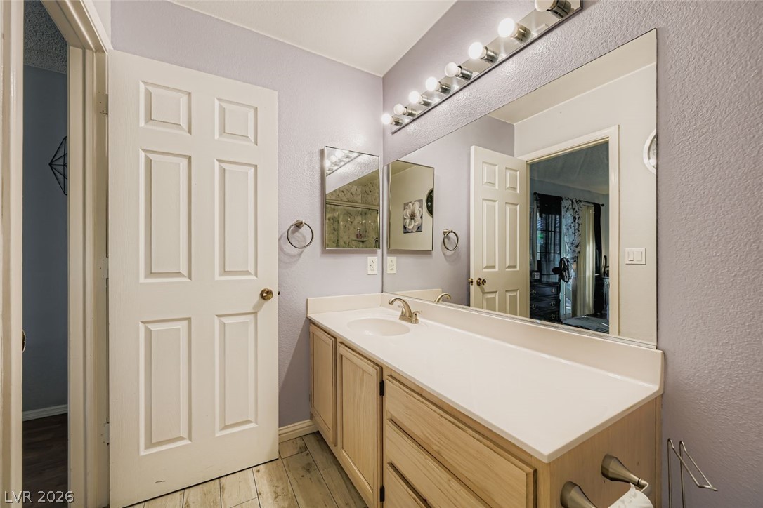 2132 Bavington Drive D Property Photo 11