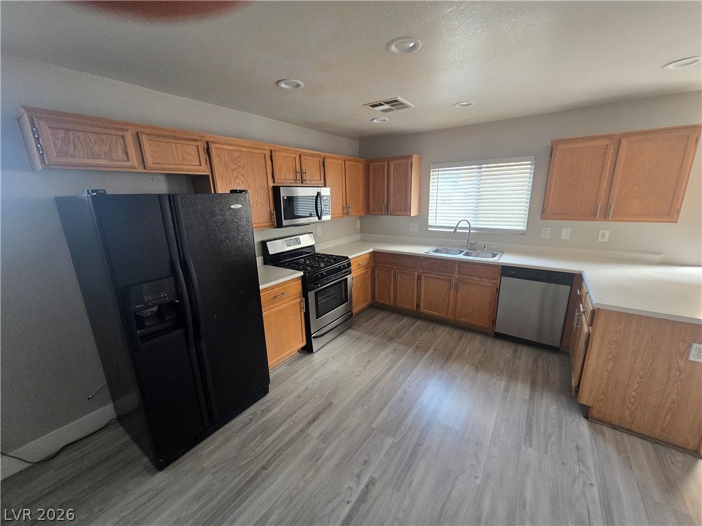 5270 Paradise Skies Avenue Property Photo 2