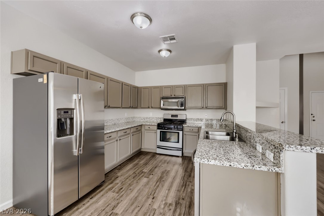 5974 Gentleslope Street Property Photo 10