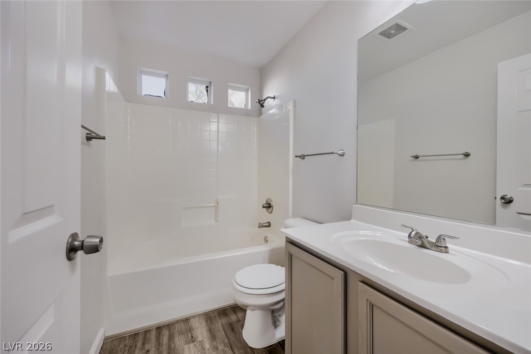 5974 Gentleslope Street Property Photo 27