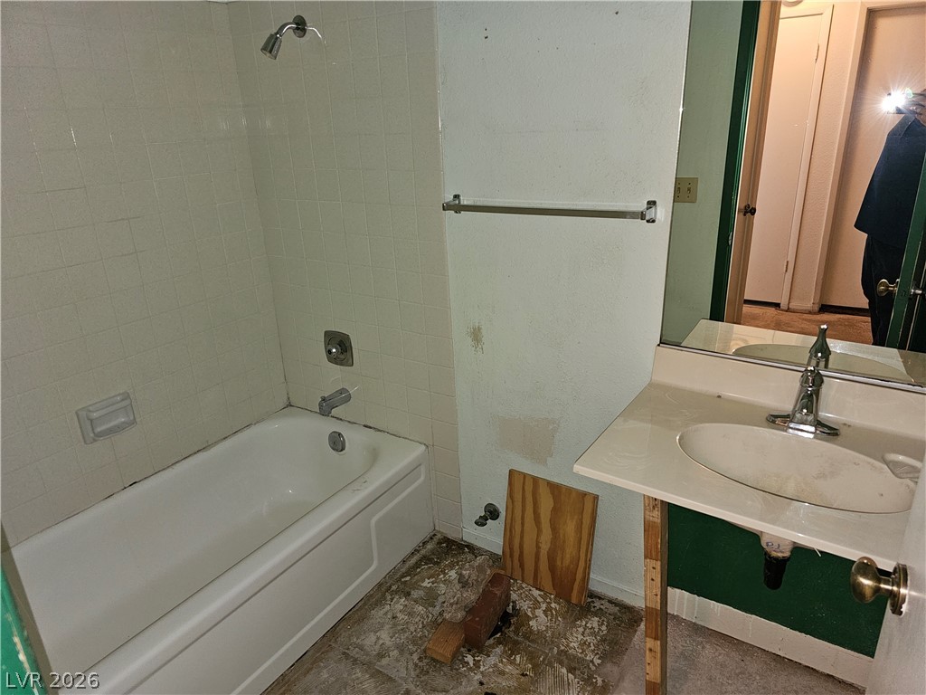 246 Winona Court Property Photo 9