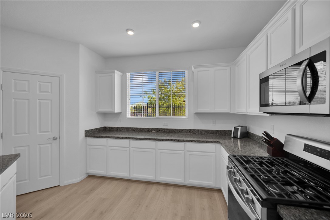 10691 Sariah Skye Avenue Property Photo 6