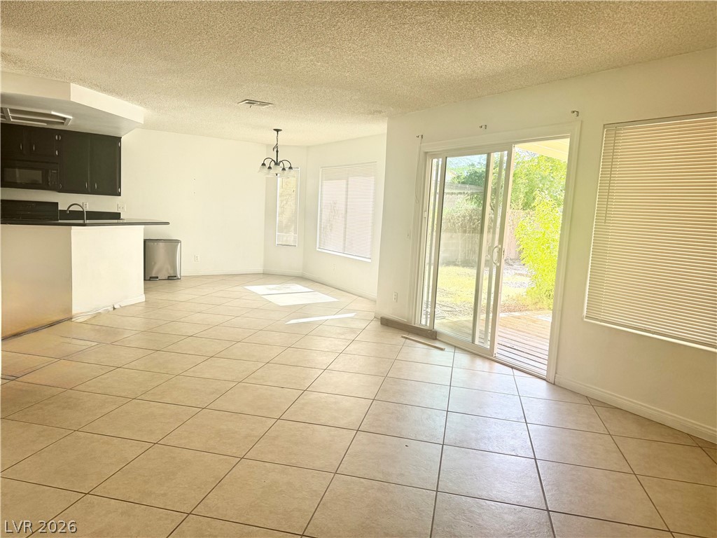 135 Primero Way Property Photo 6