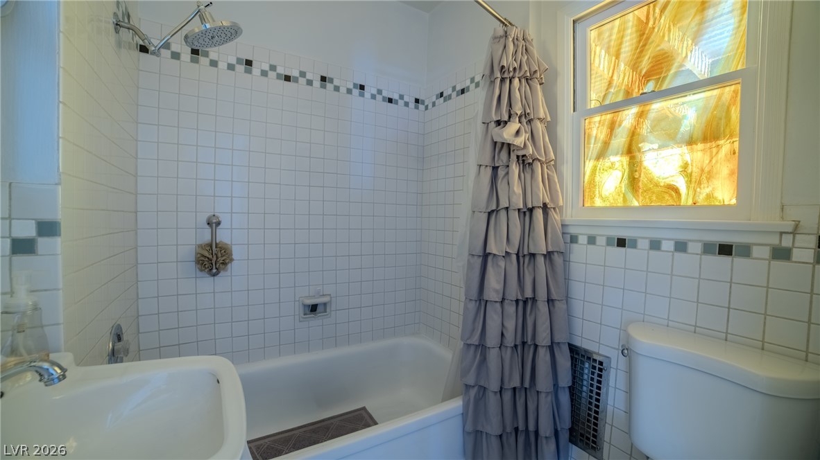 703 Wyoming Street Property Photo 25
