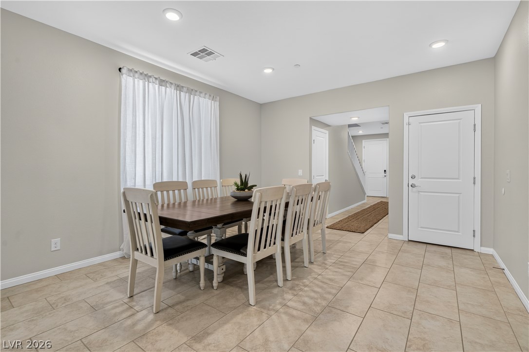325 Breve Court Property Photo 8