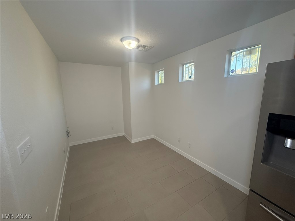 5241 Starter Avenue Property Photo 6
