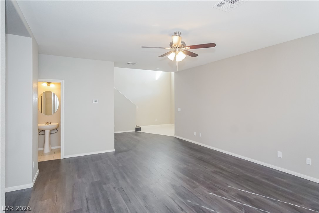 4361 Cottontail Lane Property Photo 2