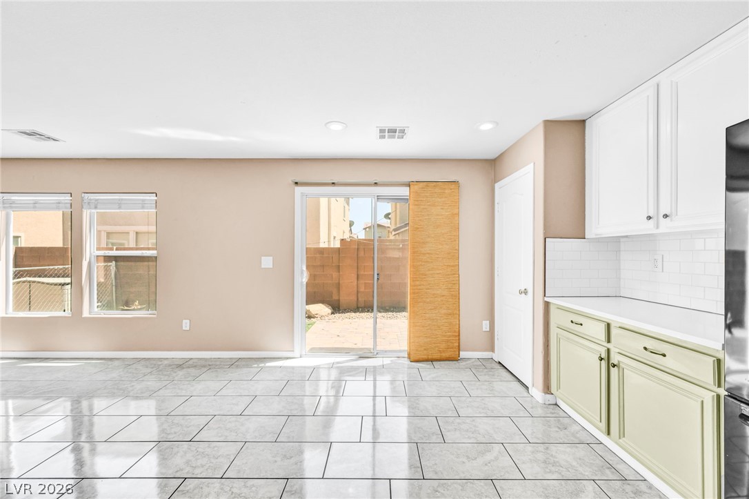 313 Snow Dome Avenue Property Photo 8