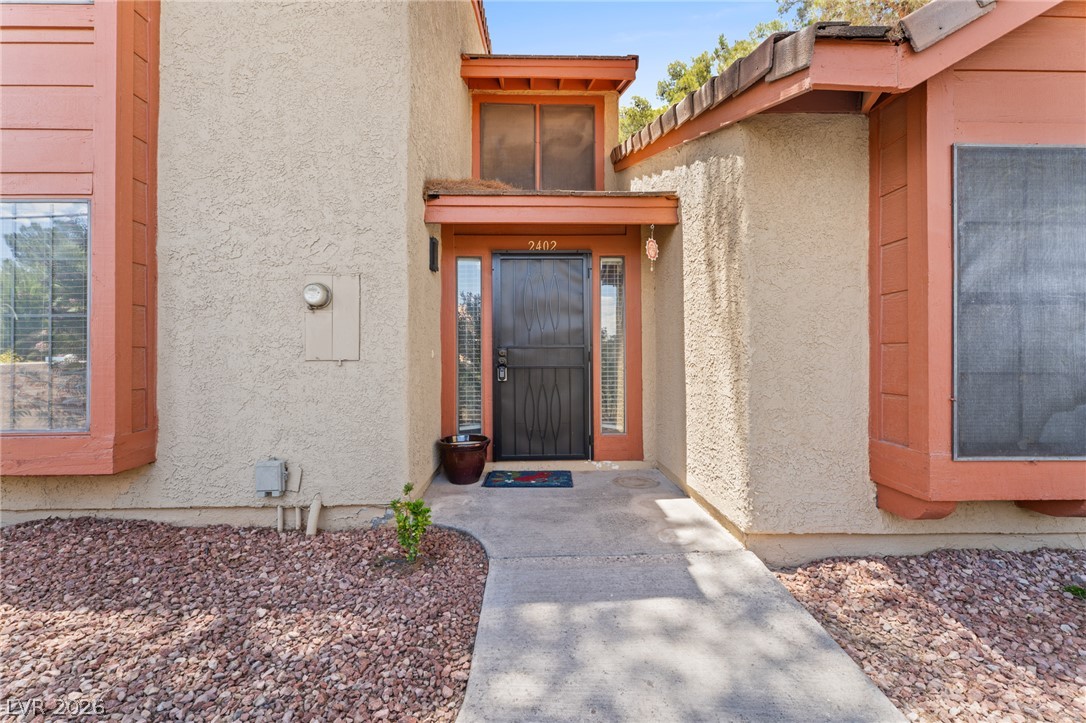 2402 Pickwick Drive Property Photo 1