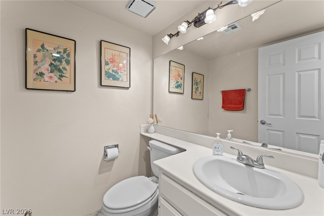 2402 Pickwick Drive Property Photo 15