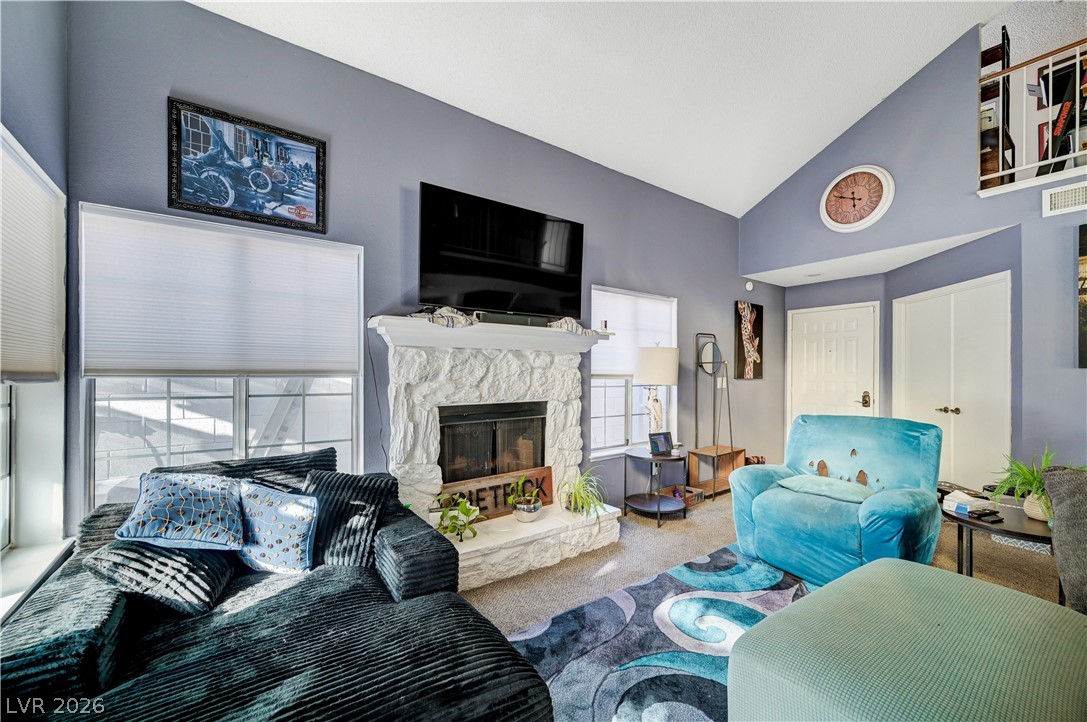 7141 Shadow Crest Drive Property Photo 4