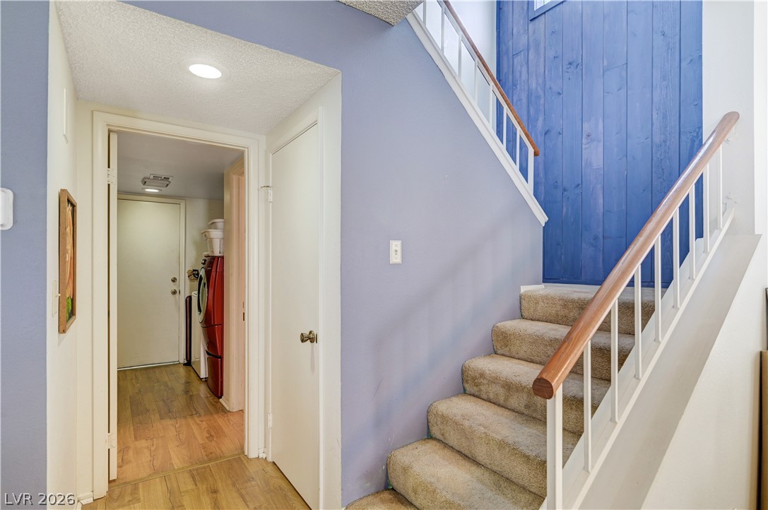 7141 Shadow Crest Drive Property Photo 15