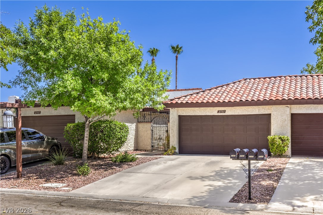 2731 San Lago Court Property Photo 1