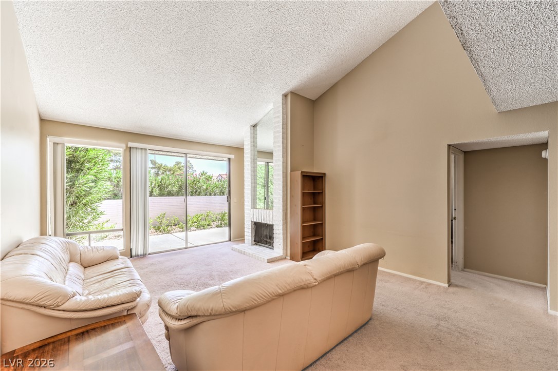 2731 San Lago Court Property Photo 14