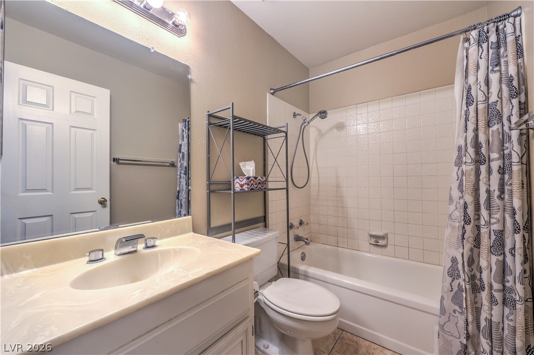 2731 San Lago Court Property Photo 28
