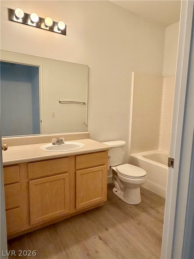 2615 West Gary Avenue 1046 Property Photo 12