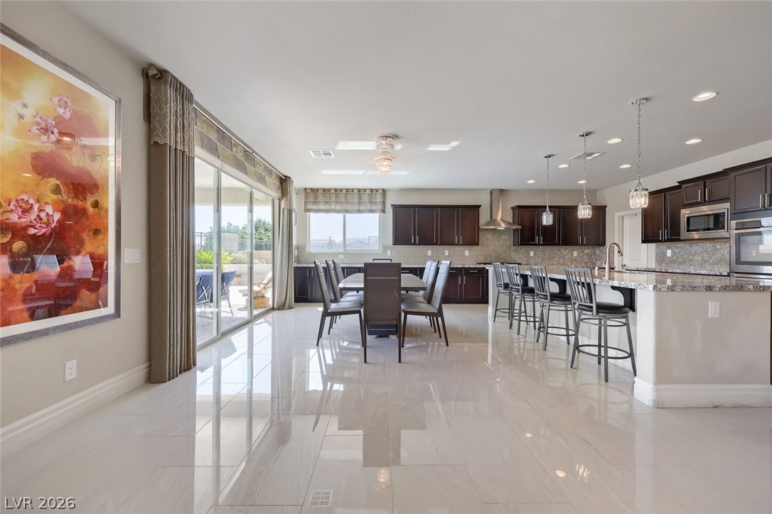 24 Crooked Putter Drive Property Photo 14