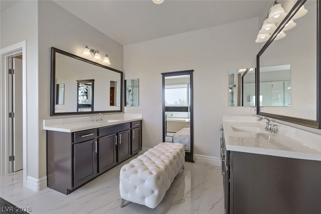 24 Crooked Putter Drive Property Photo 28