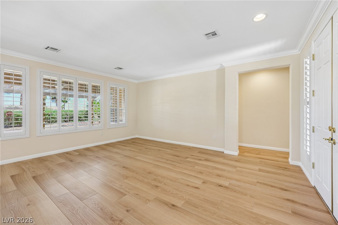5110 Vincitor Street Property Photo 8