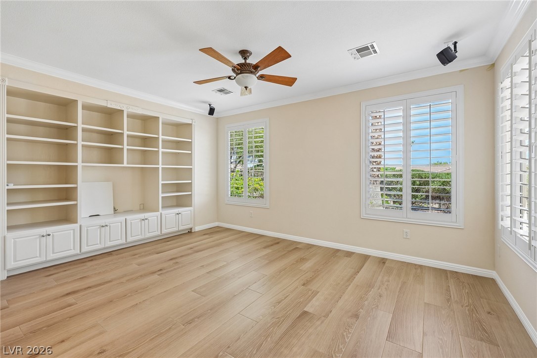 5110 Vincitor Street Property Photo 11