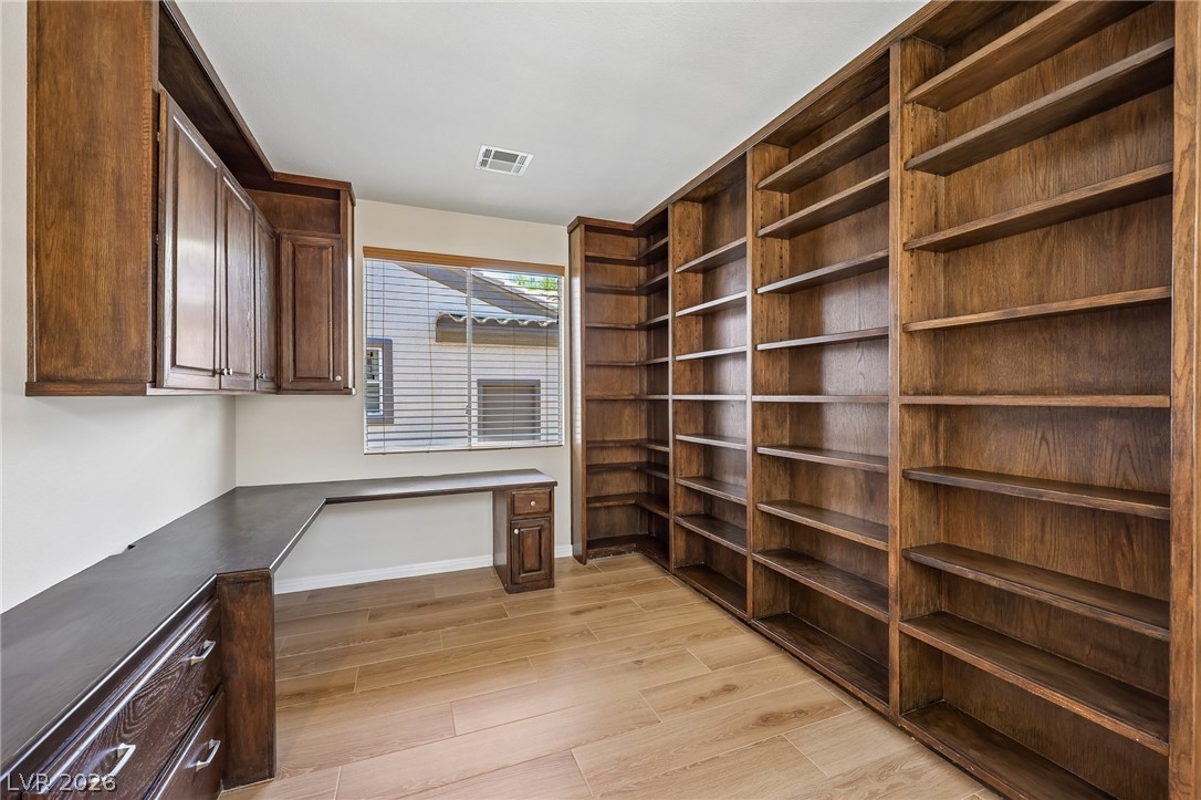 5110 Vincitor Street Property Photo 27
