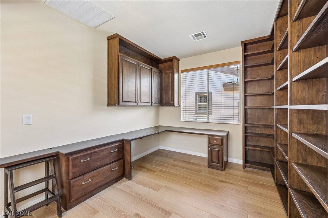 5110 Vincitor Street Property Photo 28