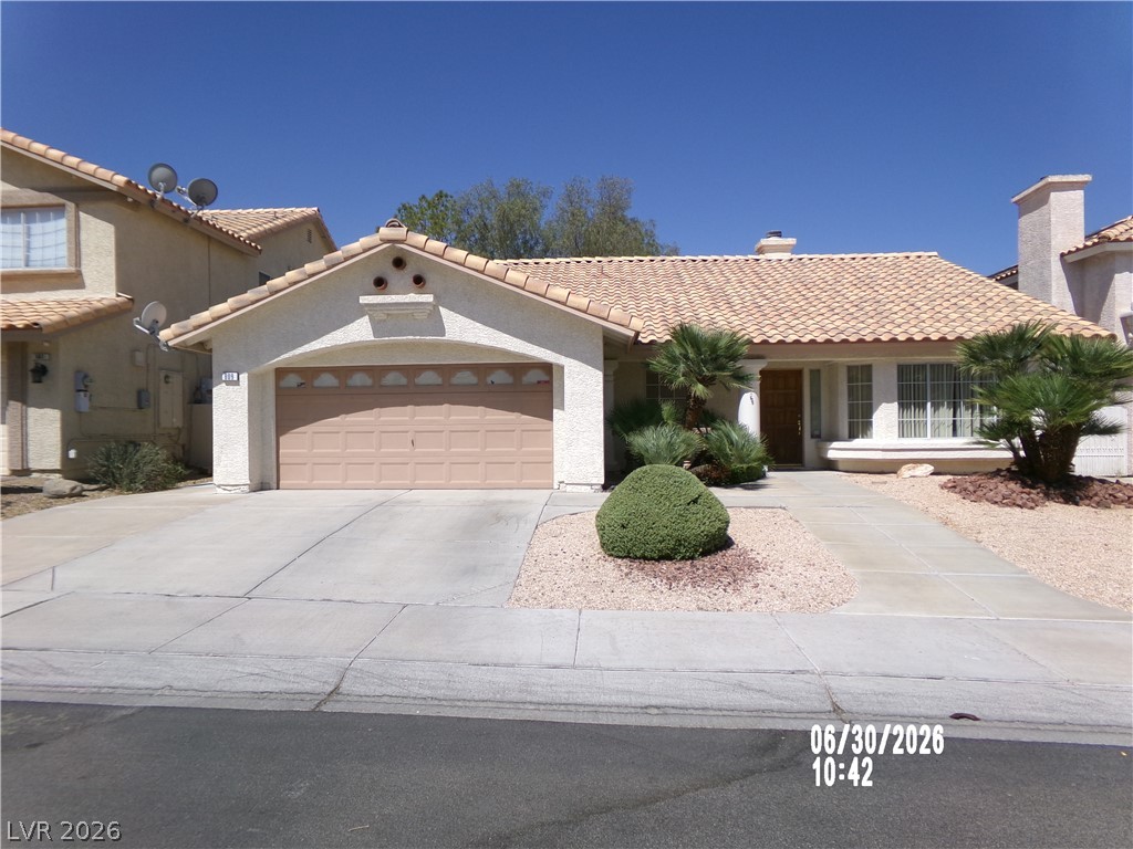 809 Long Branch Drive Property Photo 3