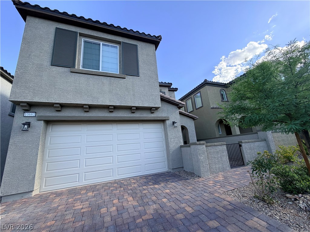 10661 Valletta Avenue Property Photo 2