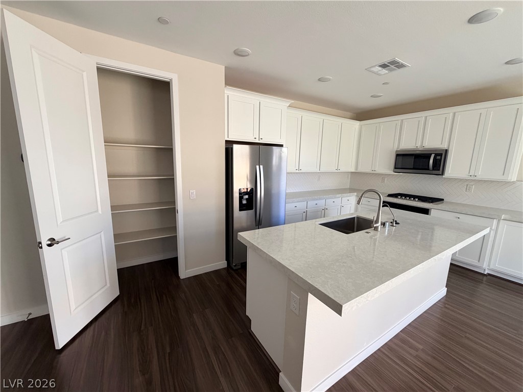 10661 Valletta Avenue Property Photo 16