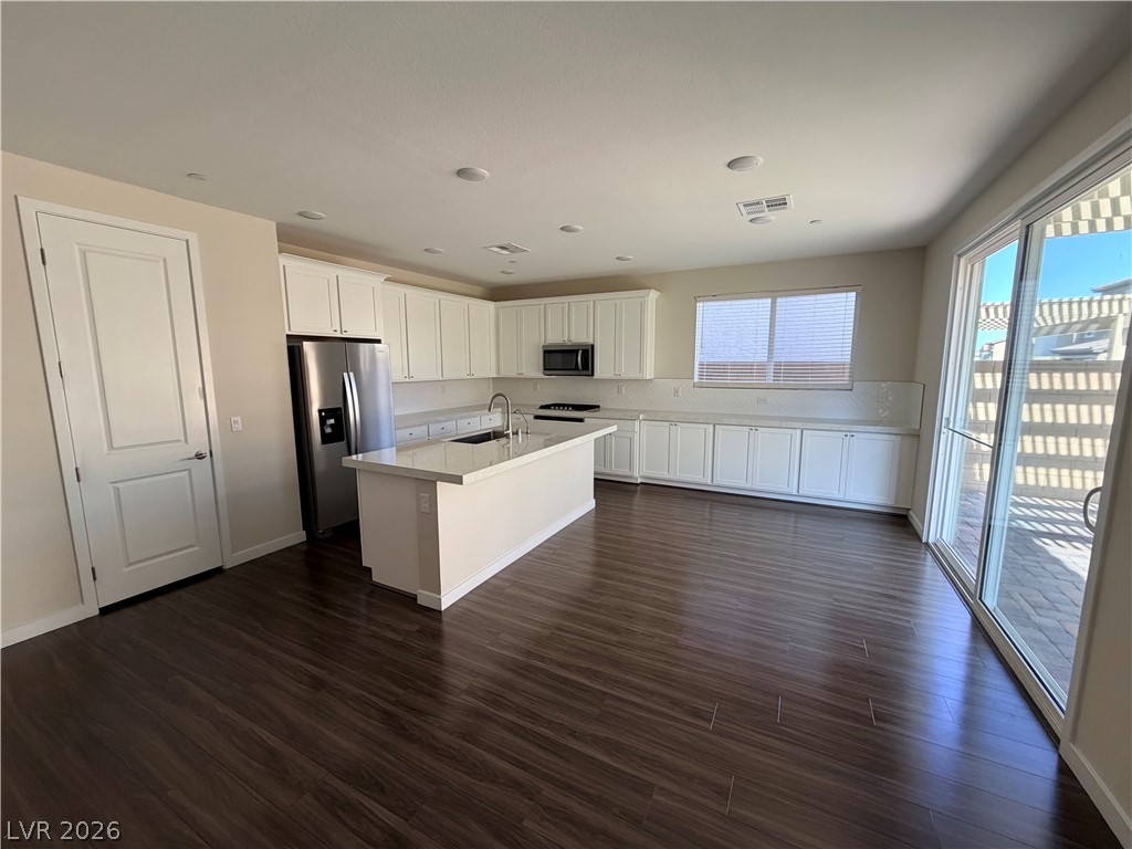 10661 Valletta Avenue Property Photo 22