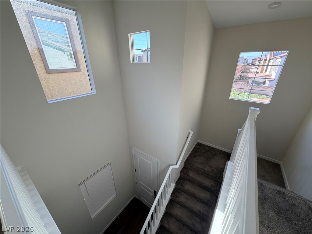 10661 Valletta Avenue Property Photo 30