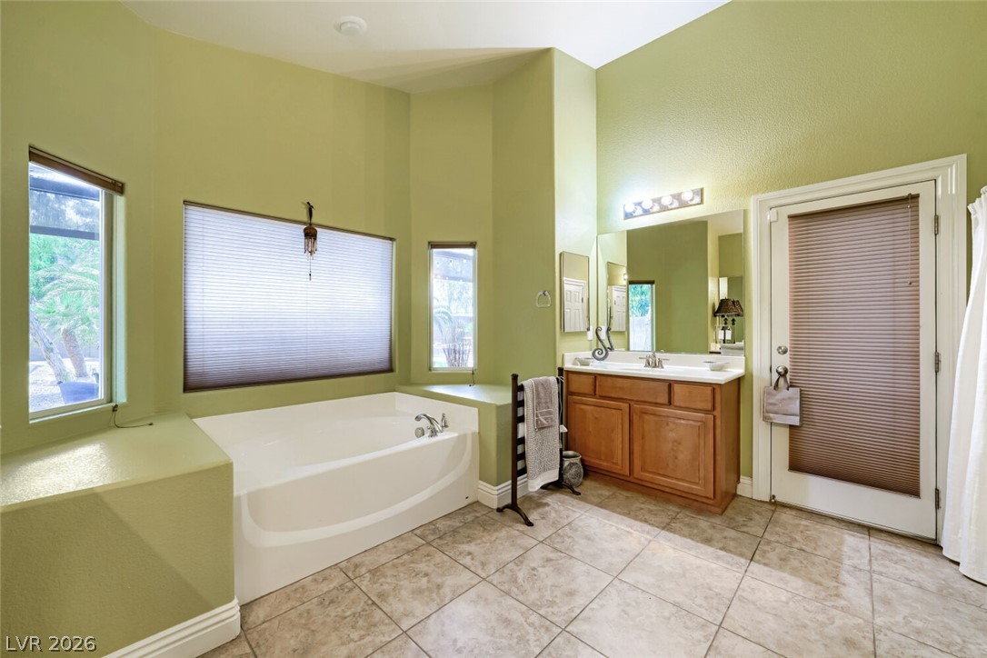 6831 Rose River Falls Street Property Photo 31