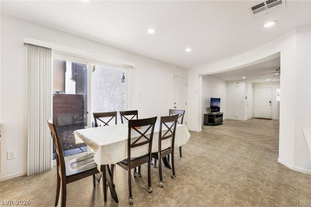 767 Loughton Street Property Photo 11