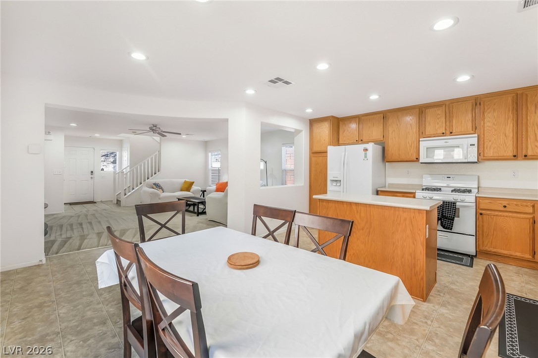 767 Loughton Street Property Photo 13