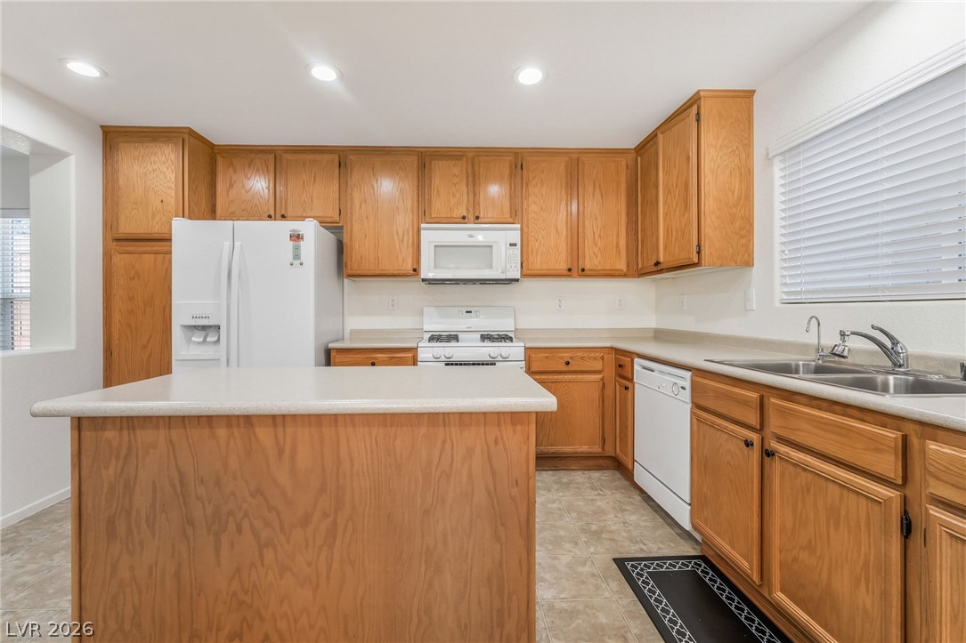 767 Loughton Street Property Photo 18