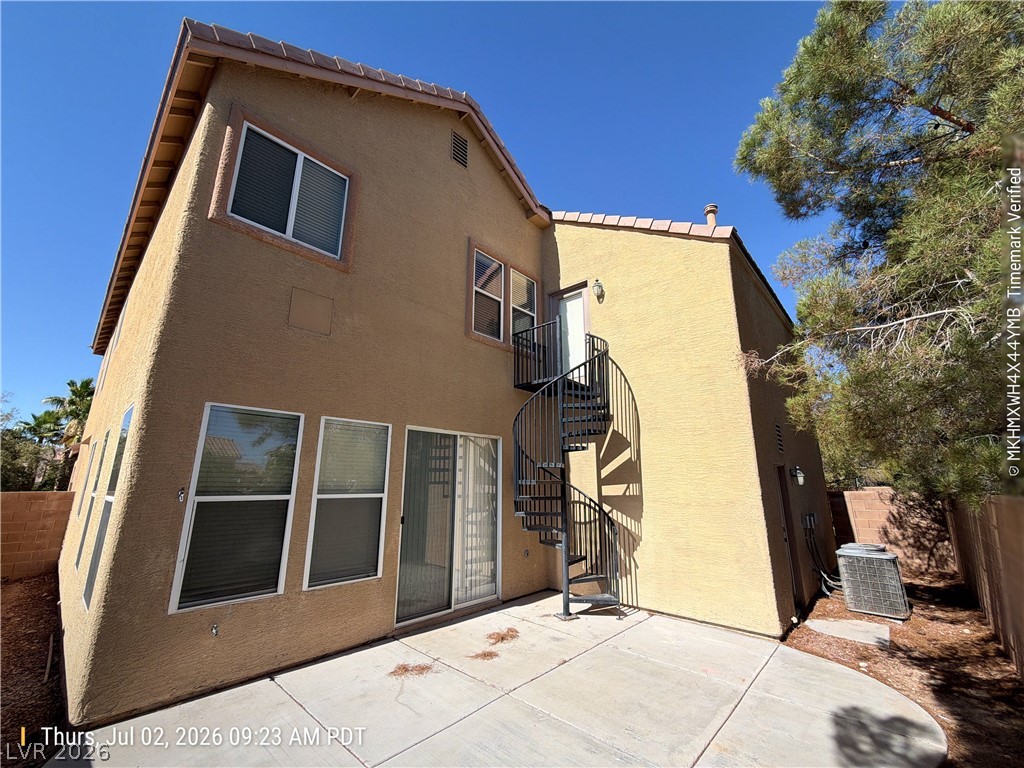 5984 Attavilla Drive Property Photo 19