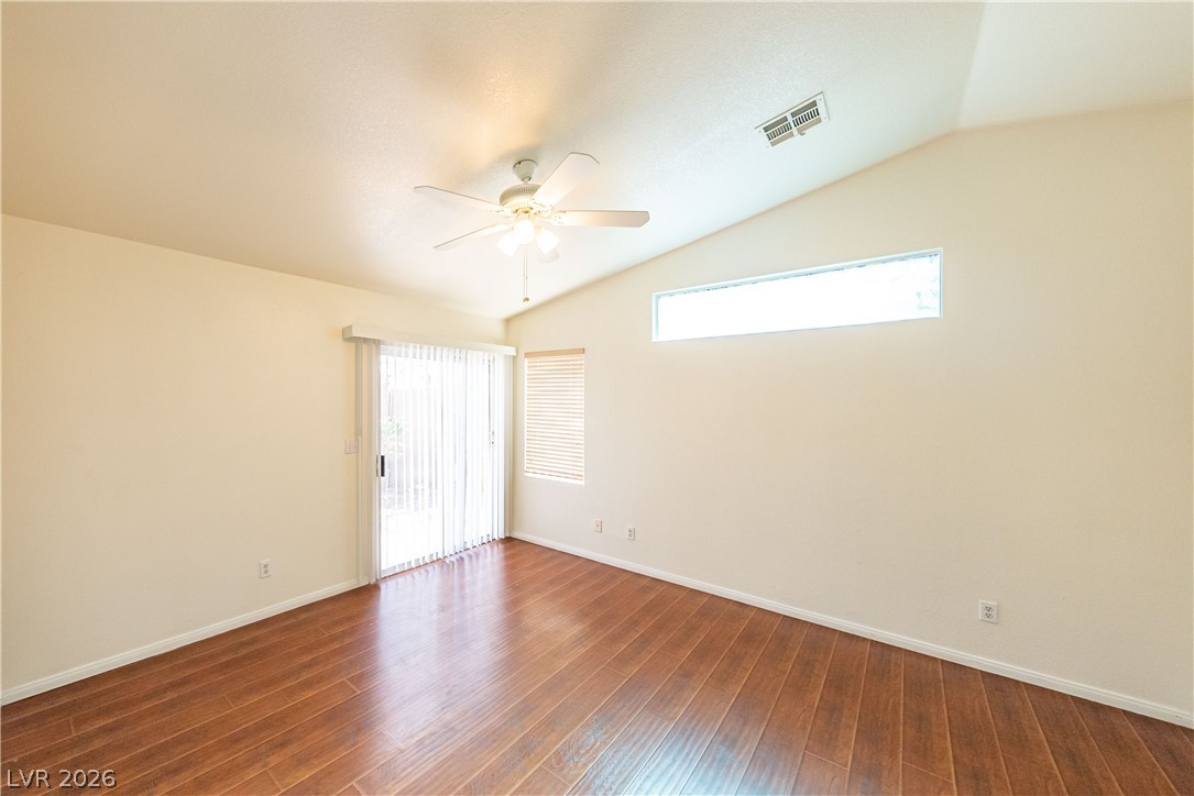 912 Midpride Street Property Photo 3