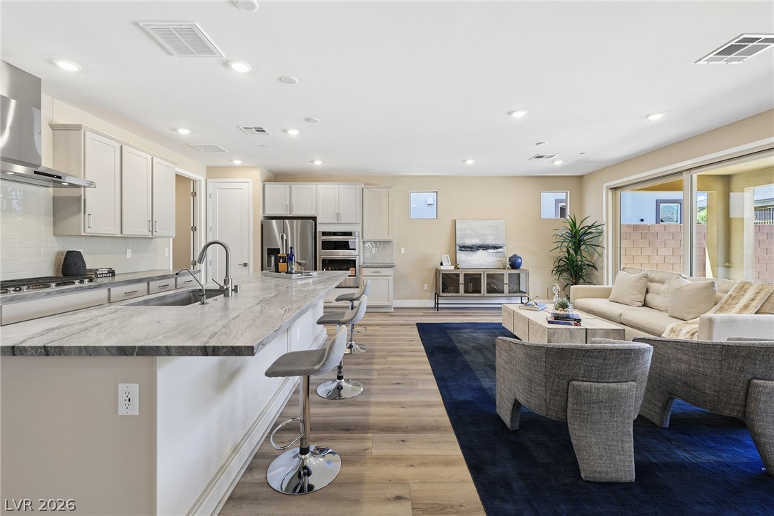 10271 Redwood Desert Drive Property Photo 1