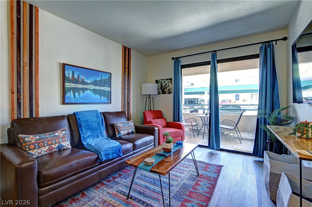 2796912 Property Photo 2