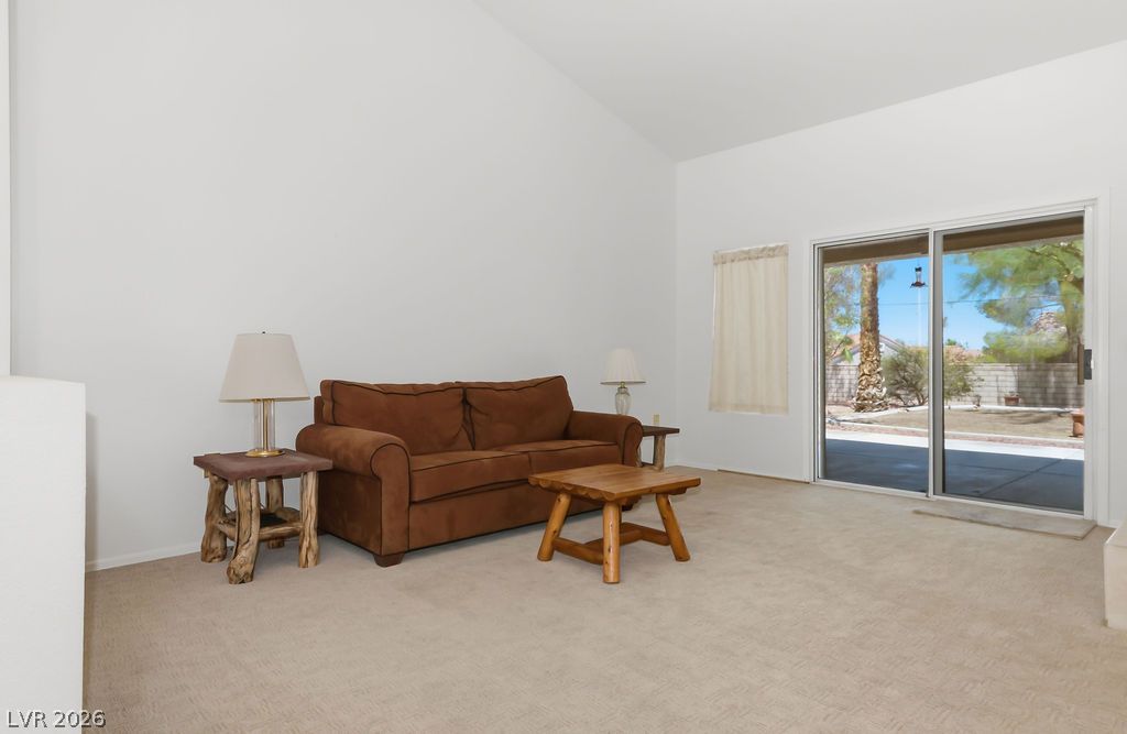 3104 Archwood Way Property Photo 5