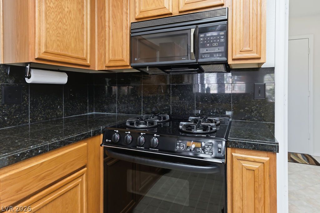 3104 Archwood Way Property Photo 11