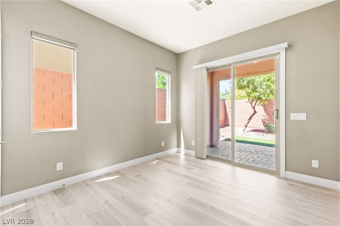 10314 Apache Blue Avenue Property Photo 18