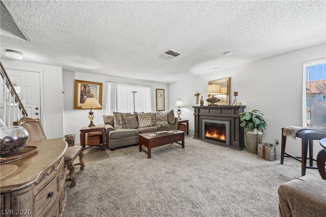 6728 Wenatchee Drive Property Photo 4