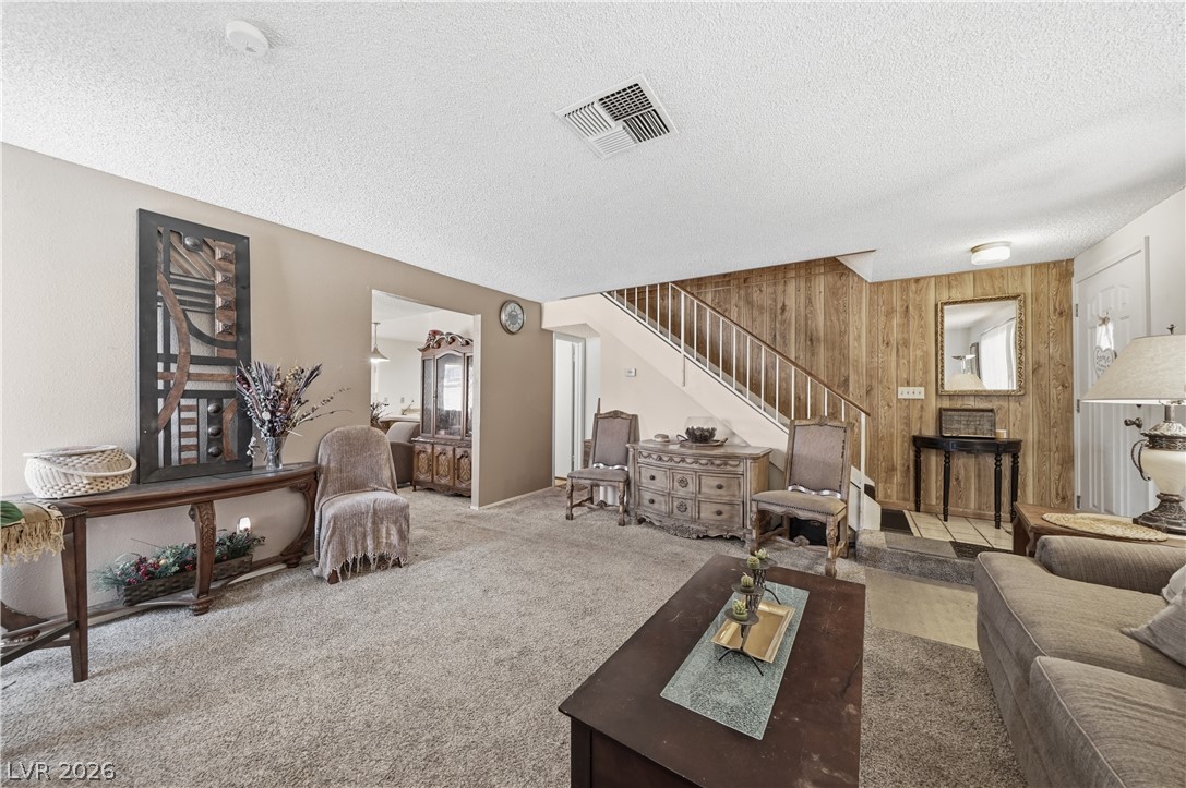 6728 Wenatchee Drive Property Photo 6