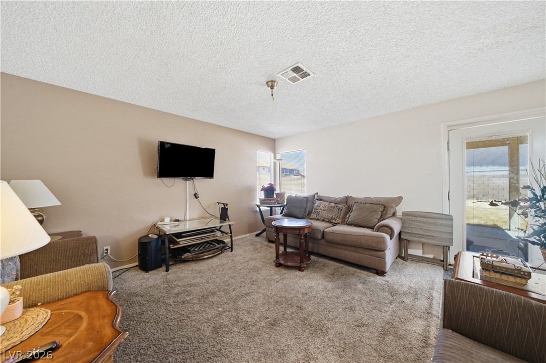 6728 Wenatchee Drive Property Photo 9
