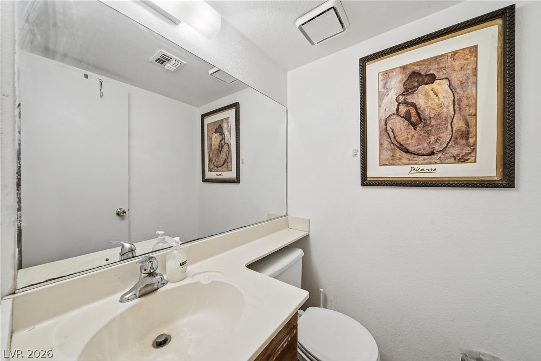 6728 Wenatchee Drive Property Photo 14