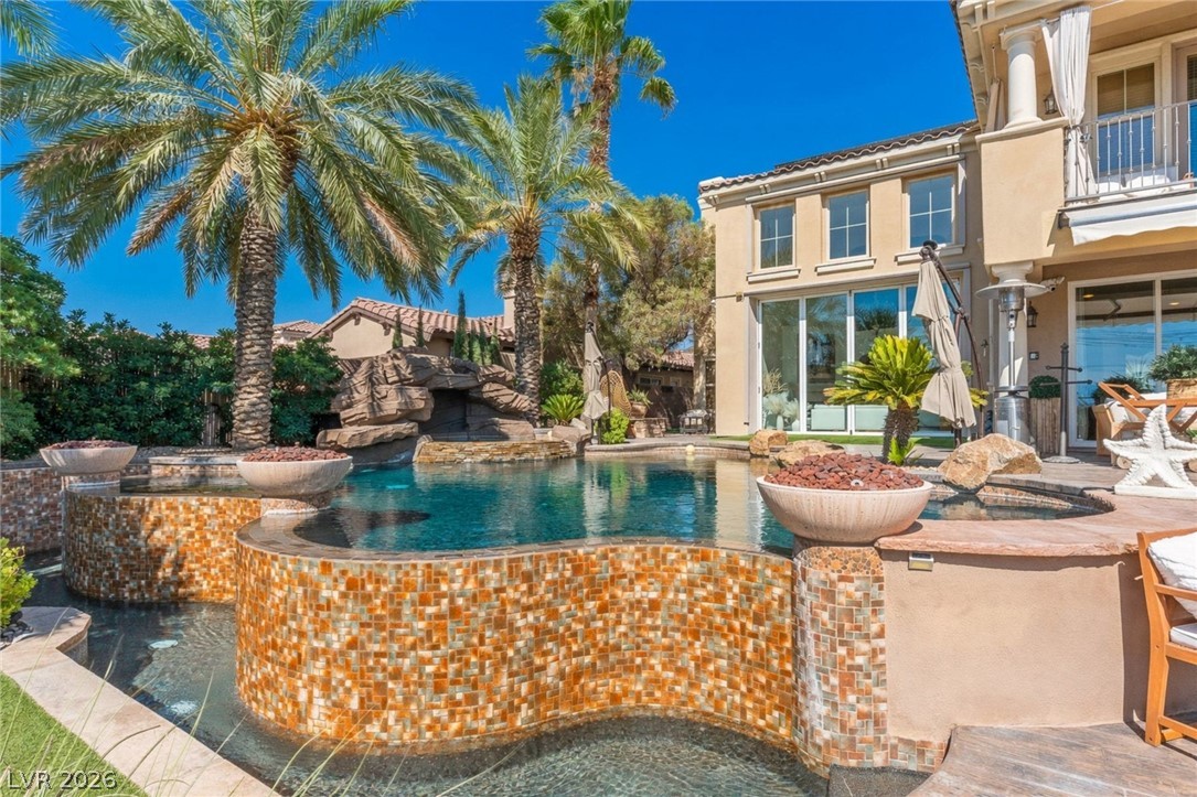 69 Contrada Fiore Drive Property Photo 16